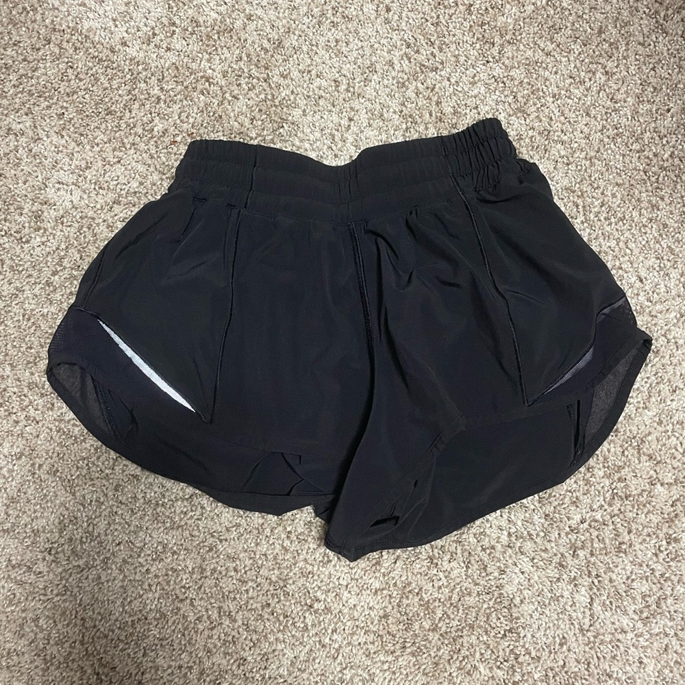 Black Lululemon Hotty Hot Short